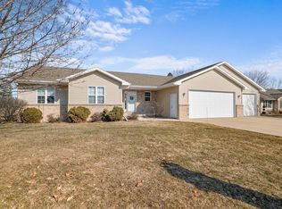 552 Ridge Way Dr, Brillion, WI 54110
