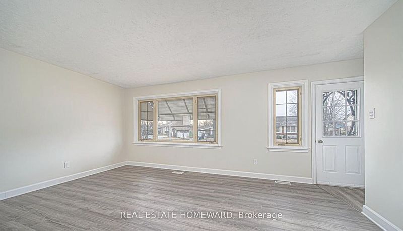 Peterborough House for rent - 3 Bedrooms — photo 9