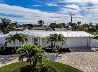 10215 Sandpiper Rd E, Bradenton, FL 34209