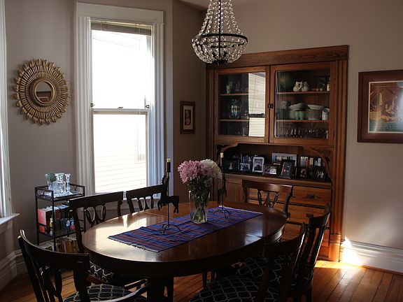 2nd image of 3438 N Seeley Ave #2