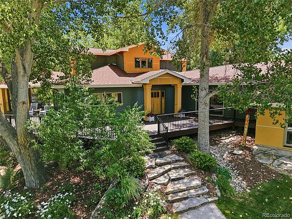 4th image of 6115 Meadowbrook Drive