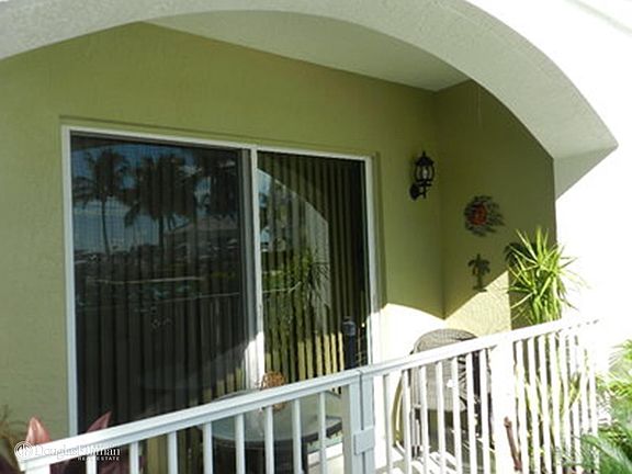 3rd image of 806 Windward Way #112