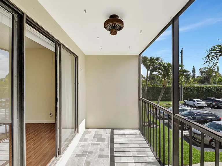 616 Sea Pine Way #C2 — Photo 28