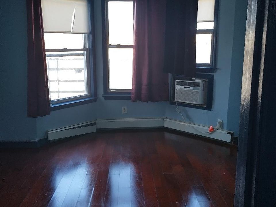 2nd image of 221 Sip Ave APT 5