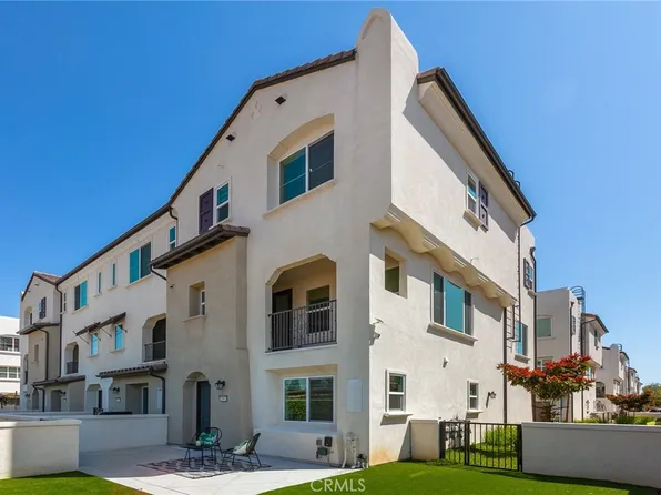 12915 Calabria Dr, La Mirada, CA 90638