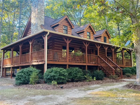 565 Barber Rd, Gold Hill, NC 28071