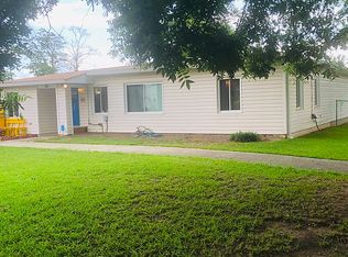 108 Elmwood St, Warner Robins, GA