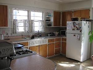 2nd image of 6867 N Ottawa Ave
