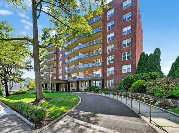 360 Westchester Avenue #302, Port Chester, NY 10573