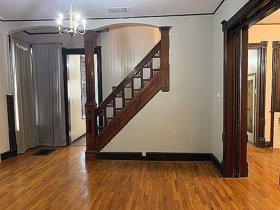 2nd image of 204 S Rothsay Ave