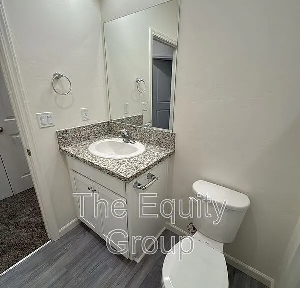 723 S Pinkham #102 — Photo 26