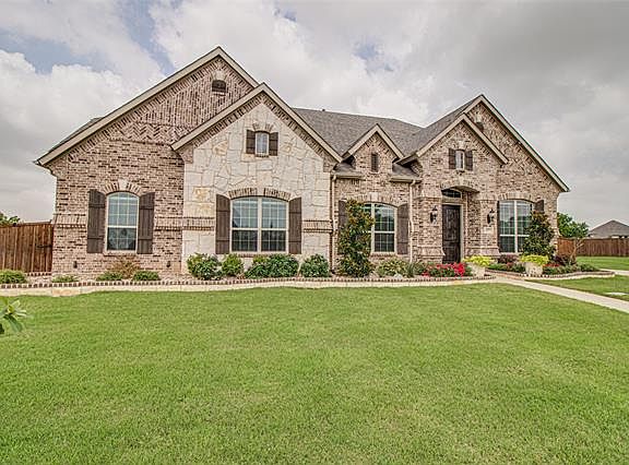 2nd image of 277 Shallow Brook Dr
