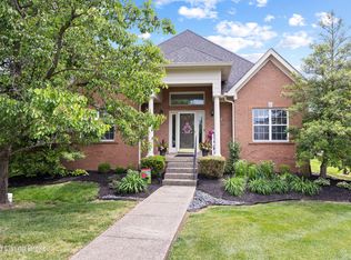 1116 Silvercrest Ln, Louisville, KY 40223