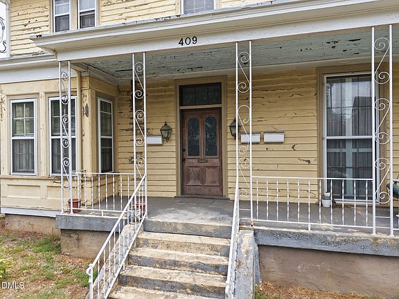 3rd image of 409 Oakwood Ave