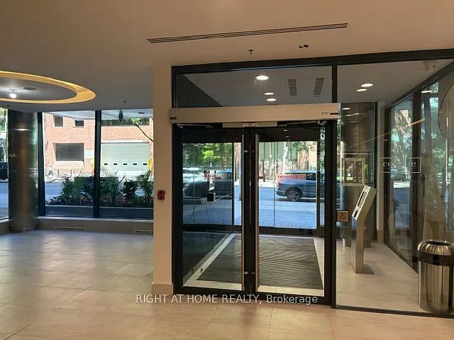 28 Ted Rogers Way #2505 — Photo 3