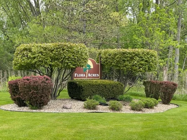 40826 N Black Oak Ave, Antioch, IL 60002