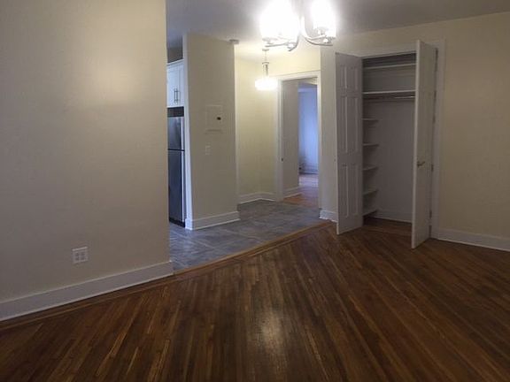 3rd image of 500 Saint Johns Pl APT 4F