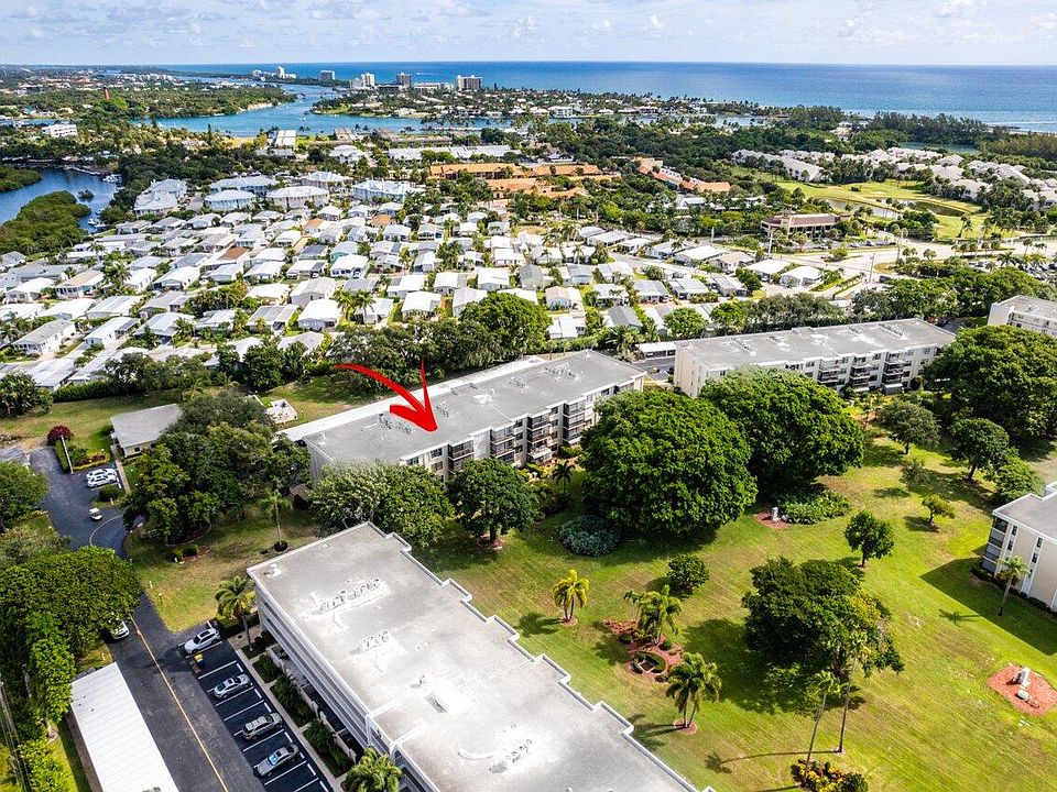 1st image of 300 N Highway A1a #103o