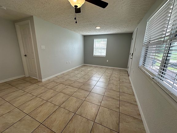 5th image of 1211 Pierce St W #1211