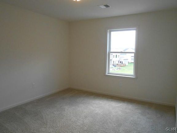 5th image of 3203 Blue Mountain Ln #14