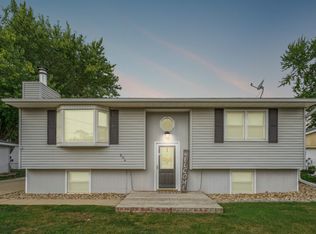 604 Ayers Ave, Evansdale, IA 50707