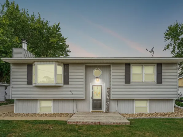 604 Ayers Ave, Evansdale, IA 50707