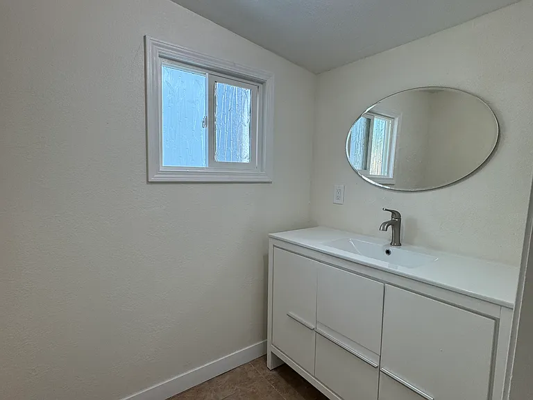 1911 Stagio Dr — Photo 13