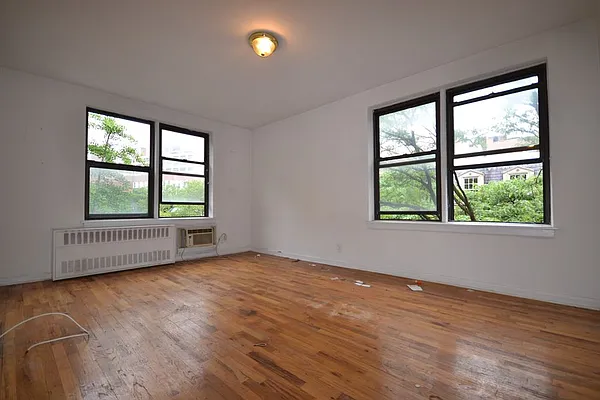 Rented by Bold New York | media 7