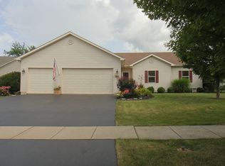 526 S Huntley St, Maple Park, IL 60151