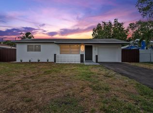 1100 N 57th Ter, Hollywood, FL 33021