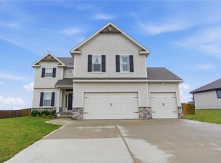 27817 E 133rd St, Lake Lotawana, MO 64086