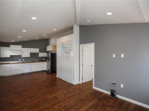 5th image of 4248 Inglewood Blvd