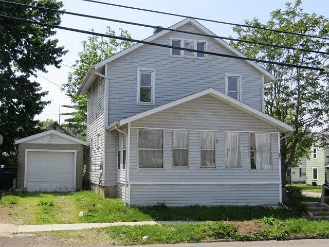 361 Davids St photo 1