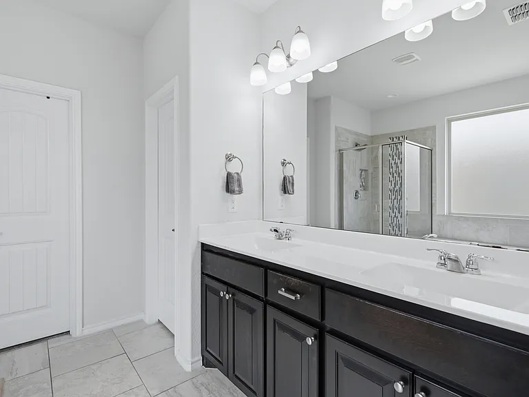 313 Sky Meadow Ln — Photo 18