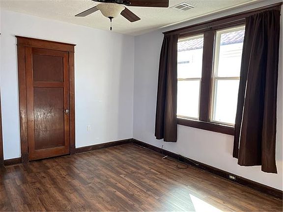 5th image of 802 Wilson Dr