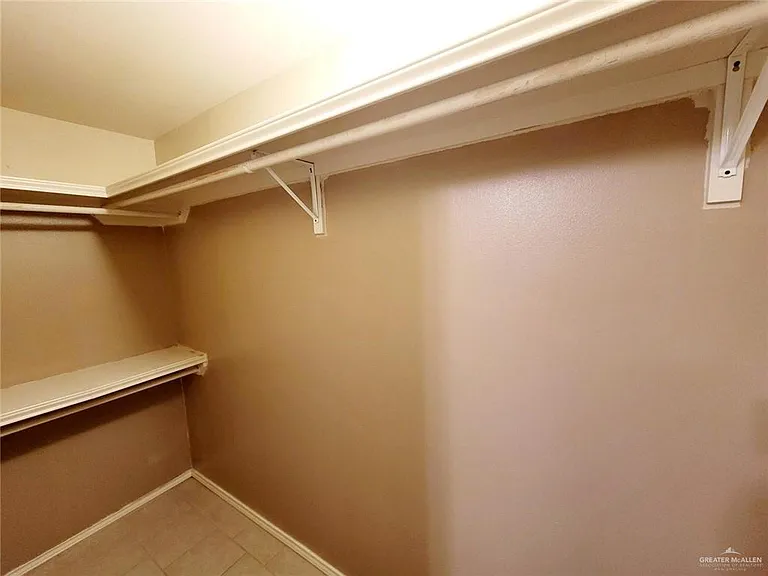 2402 Tahiti Dr #7 — Photo 12