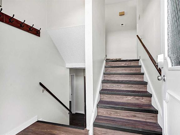 4th image of 75 W Wright Ave