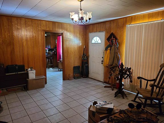 4th image of 324 County Road 3015