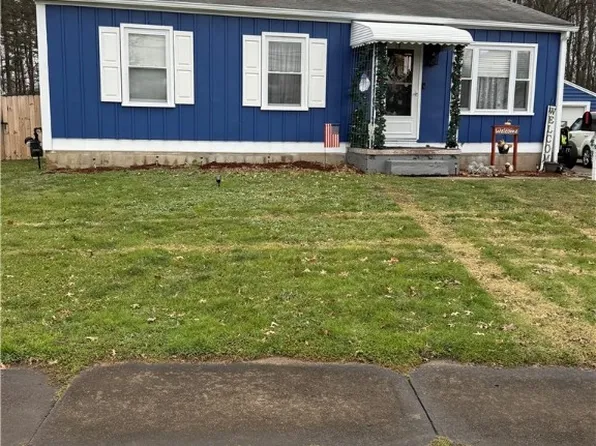 446 Circle Dr, Newton Falls, OH 44444