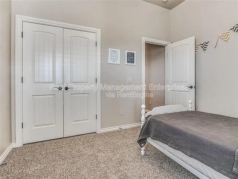 724 Road Not Taken — Photo 29