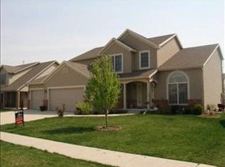 3009 Sable Oaks Rd, Bloomington, IL 61704