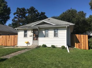 1915 Cora St, Crest Hill, IL 60403