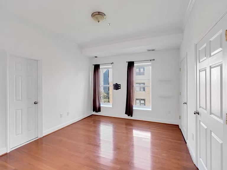 1337 Girard St NW #3 — Photo 7