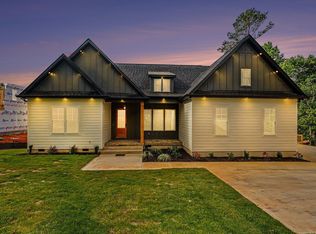 197 Old Farrs Bridge Rd, Greenville, SC 29611