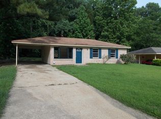 205 Greenbriar Dr, Vicksburg, MS 39180