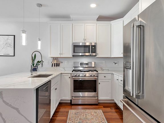 3rd image of 87 Medford St APT 407