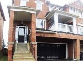 1675 Samuelson Cir, Mississauga, ON L5N7Z8