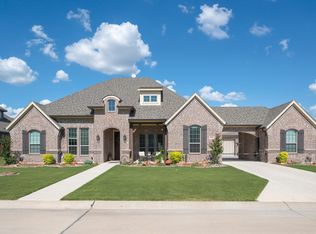 8900 Lazy Oak Dr, Justin, TX 76247
