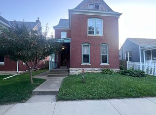 728 S 13th St, Quincy, IL 62301
