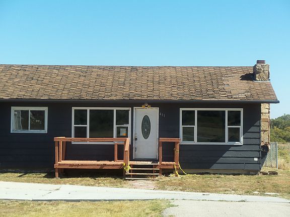 2nd image of 411 S Lucas St